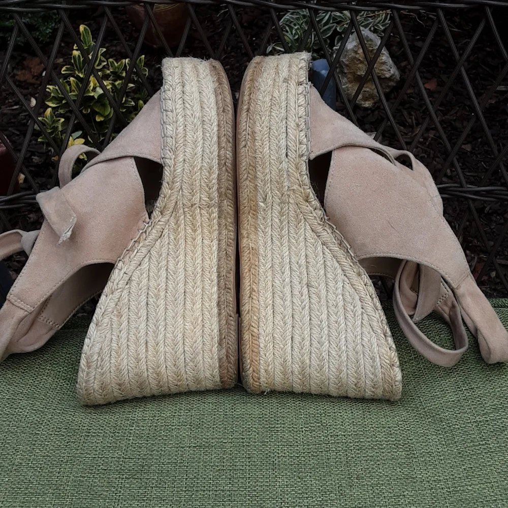 Marc Fisher Landria Leather Suede Espadrille Wedge Sandal.